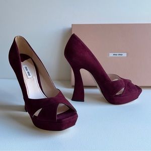 Miu Miu Granato Suede Peep Toe Pumps 40 NEW
